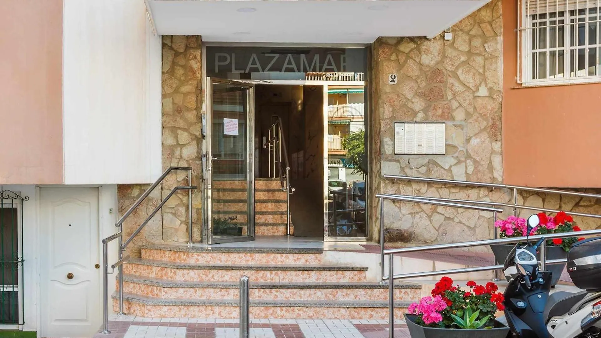 A&N Plazamar 2-3-1 Torre Del Marアパートメント 0*,